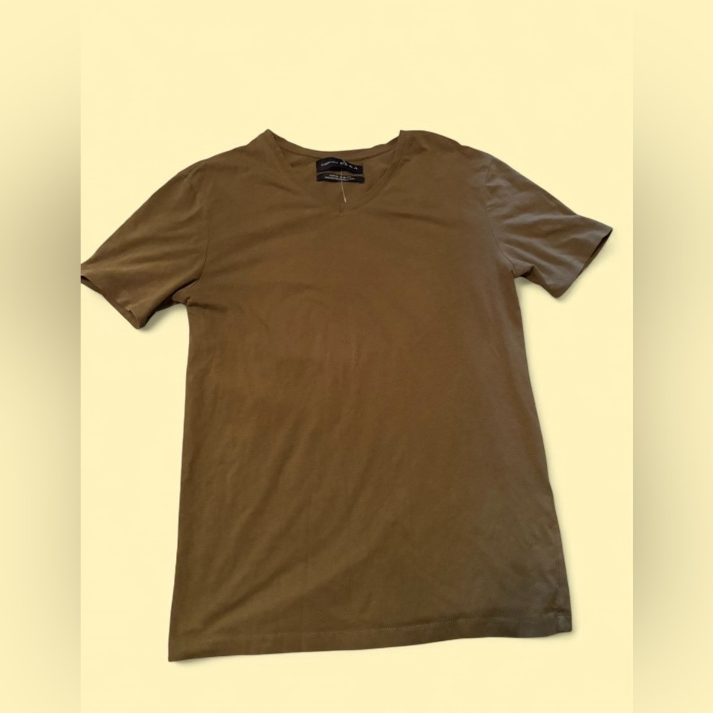 ZARA Essentials Women’s Super Slim Fit V-Neck Tee | Medium - Picture 5 of 5